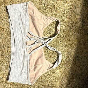 Lululemon size 12 sports bra max support